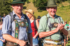 , Hauptalmbegehung des AVO in Rottach Egern , hier an der ersten Station Sieblalm der Auftakt, Foto tp, Jubiläumshauptalmbegehung, zur einmalligen Nutzung Almbauern im Rahmen der Hauptalmbegehung