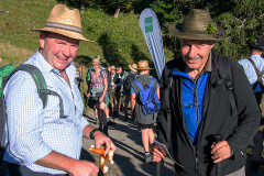 Michael Hinterstoißer, Hauptalmbegehung des AVO in Rottach Egern , hier an der ersten Station Sieblalm der Auftakt, Foto tp, Jubiläumshauptalmbegehung, zur einmalligen Nutzung Almbauern im Rahmen der Hauptalmbegehung