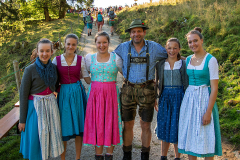 , Hauptalmbegehung des AVO in Rottach Egern , hier an der ersten Station Sieblalm der Auftakt, Foto tp, Jubiläumshauptalmbegehung, zur einmalligen Nutzung Almbauern im Rahmen der Hauptalmbegehung